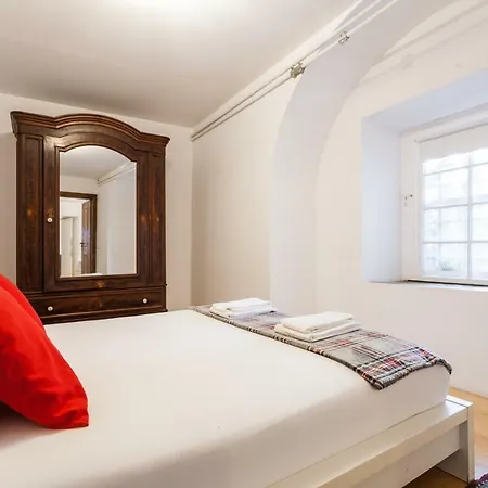 Feels Like Santa Catarina Nest Apartment *